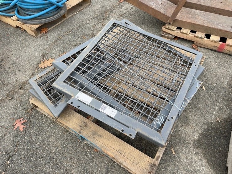 quantity-of-excavator-demolition-screems-image-1