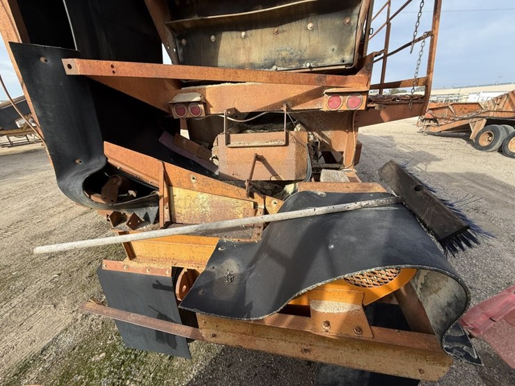 cedarapids-5x16-image-51