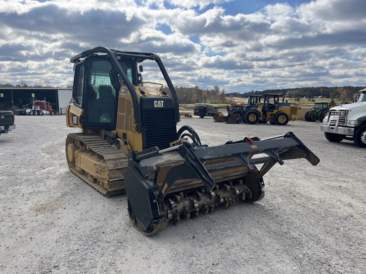 2021-caterpillar-d3k2-xl-image-9