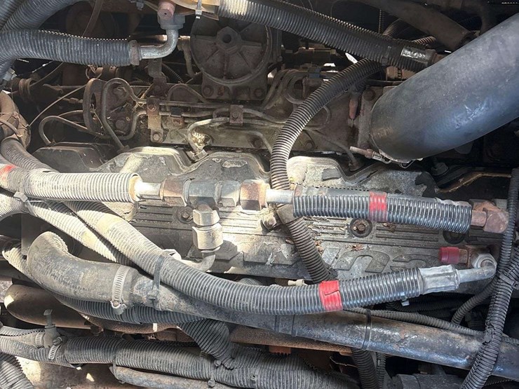 2001-freightliner-mb55-chassis-bus-image-39