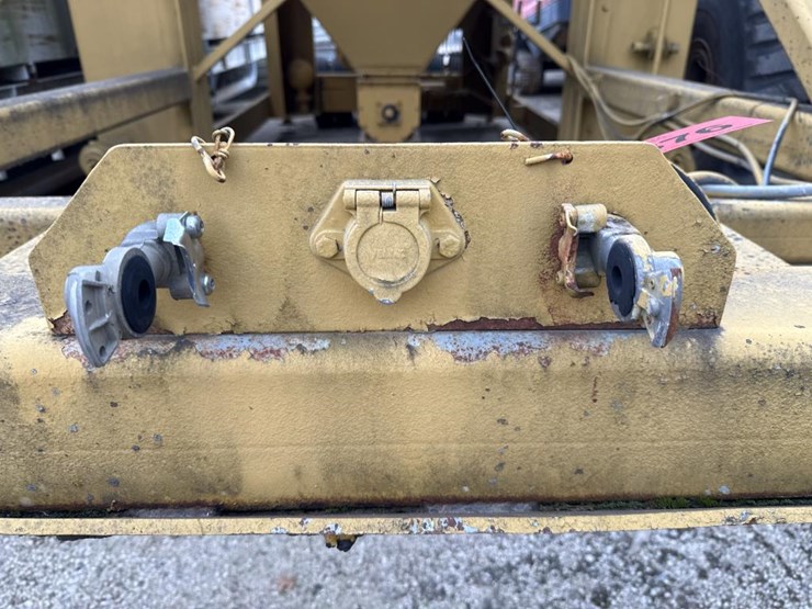 #1876-•-towable-reject-dumpster-image-6