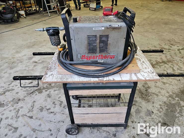 hypertherm-plasma-cutting-system-image-4