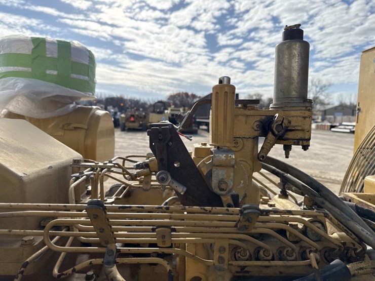 caterpillar-545-kw-image-7