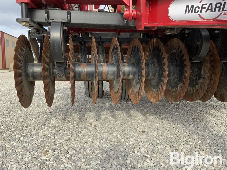 2025-mcfarlane-incite-tc-5124-drb-23'-5"-vertical-tillage-machine-image-13