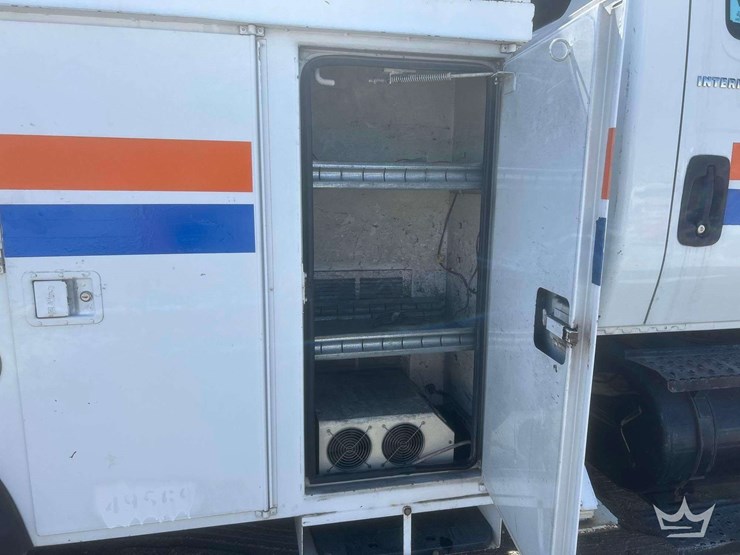 2006-international-durastar-4300-image-41