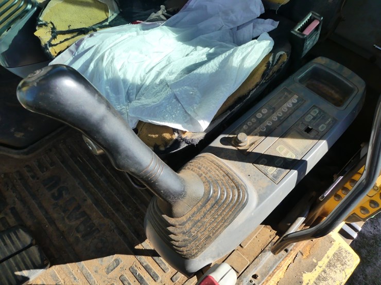 komatsu-pc200-lc-image-15