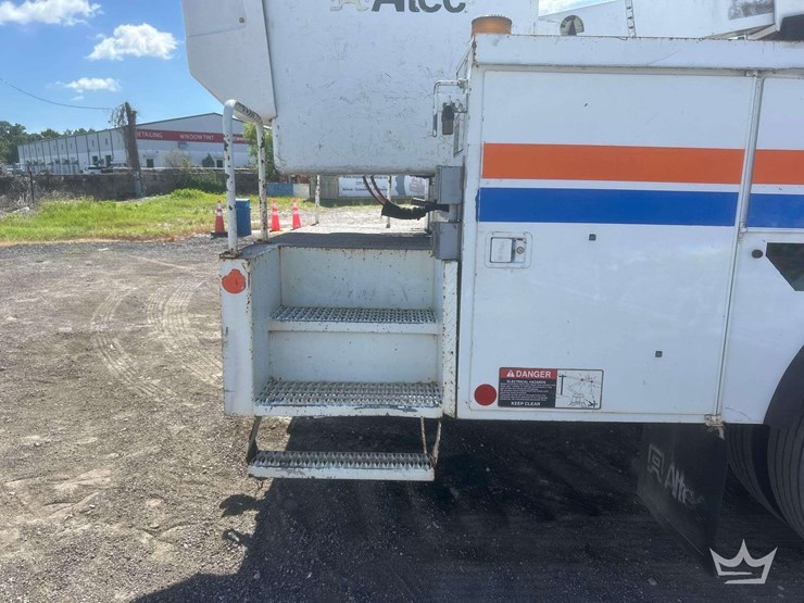 2006-international-durastar-4300-image-49