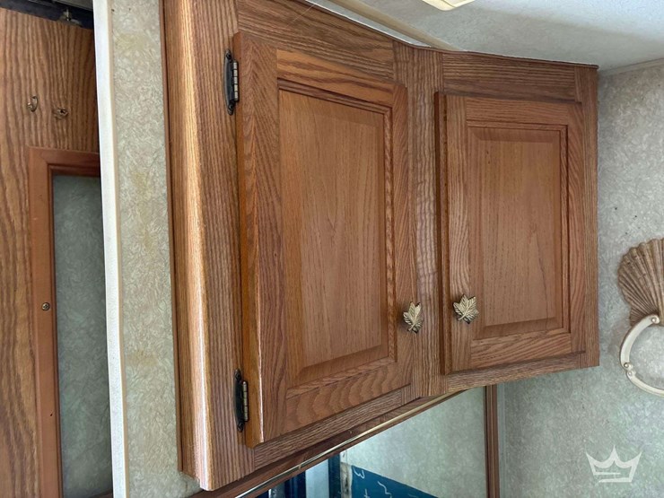 2004-fleetwood-wilderness-advantage-365-bsqs-38ft-t/a-5th-wheel-travel-trailer-image-21