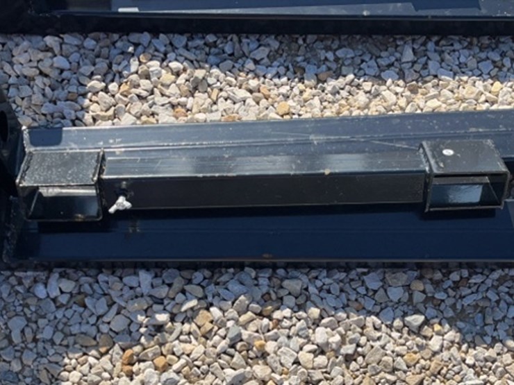 45in-adjustable-clamp-on-forks-image-1