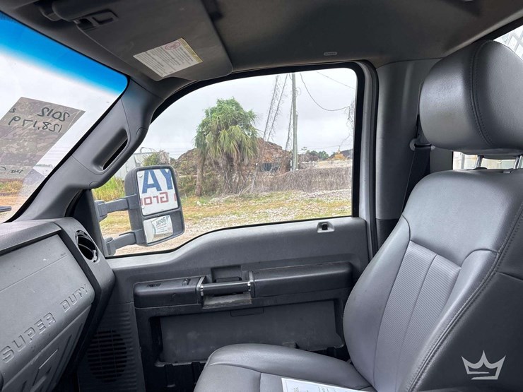 2012-ford-f550-image-12