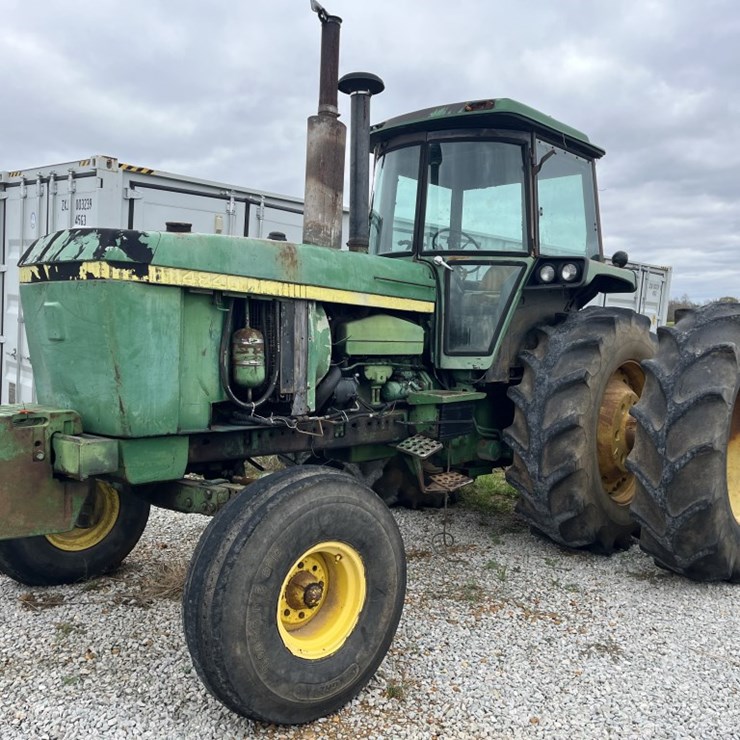 JOHN DEERE 4840