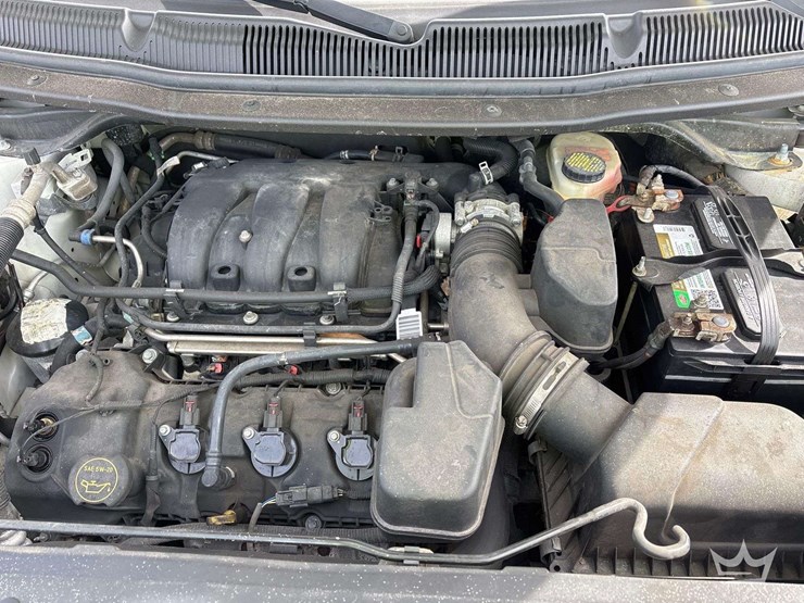 2017-ford-explorer-image-8