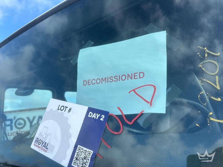 2003-freightliner-fl60-image-64