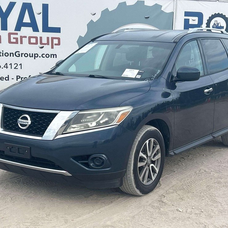 2015 NISSAN PATHFINDER