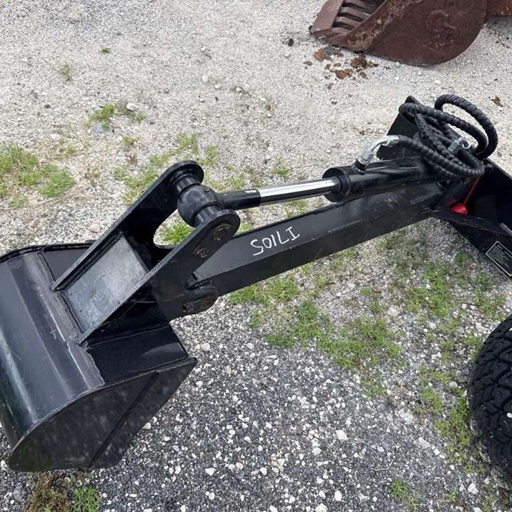 2025 GIYI GY-ZWB Hydraulic Backhoe Arm with Tooth Bucket Mini Skid Steer Attachment