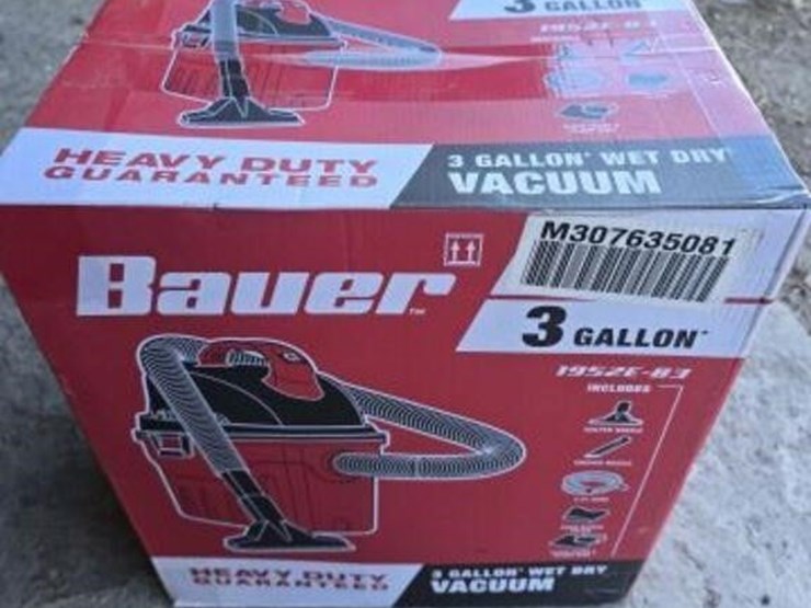 bauer-3-gallon-wet-dry-vaccum-image-1