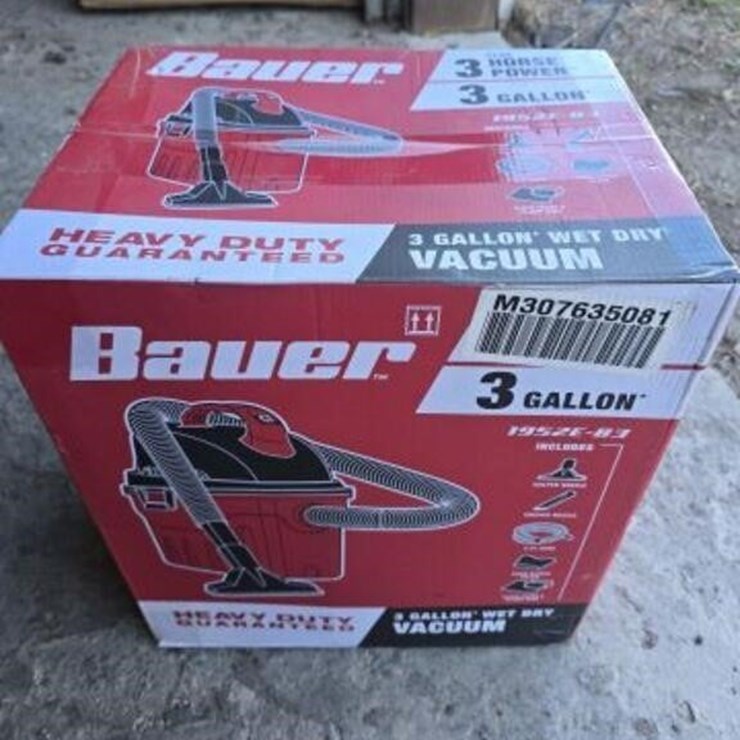 Bauer 3 Gallon Wet Dry Vaccum