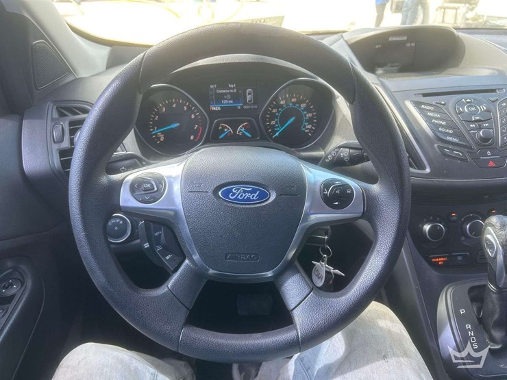 2016-ford-escape-image-14