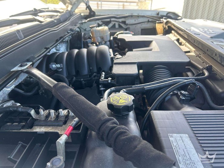 2014-chevrolet-silverado-1500-high-country-image-8