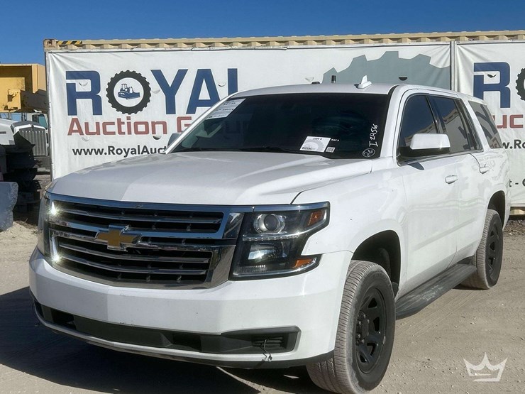 2017-chevrolet-tahoe-image-1