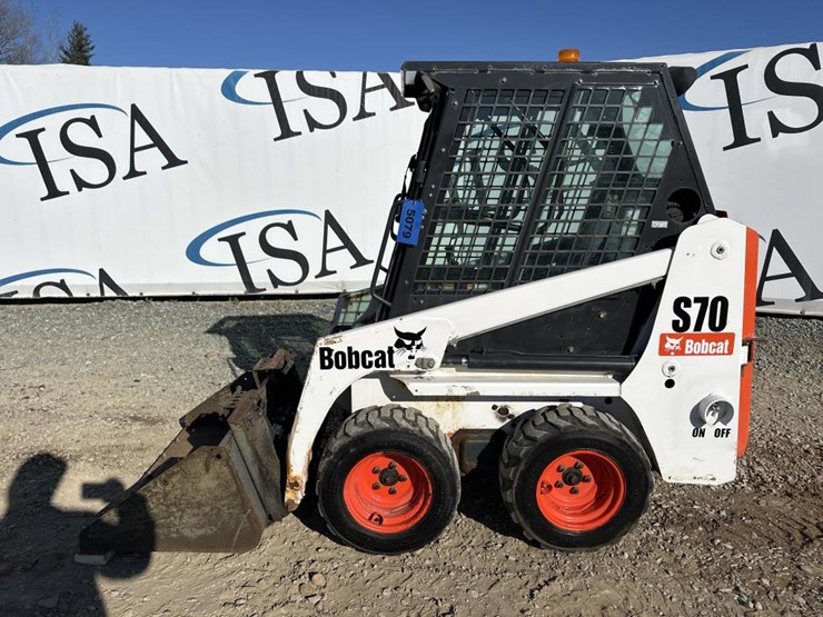 2015-bobcat-s70-image-2