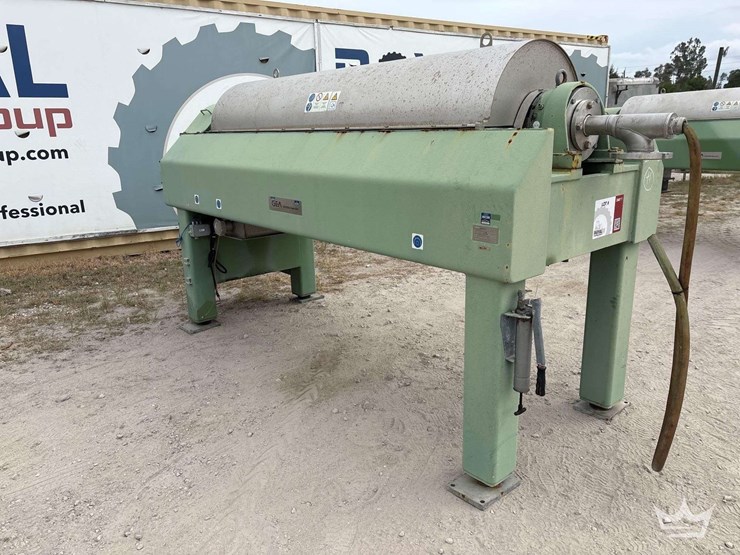 2006-dewatering-and-drying-centrifuge-image-2