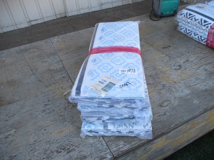 lot-of-new-unused-6'-x-9'-outdoor-rug/mats,-image-2