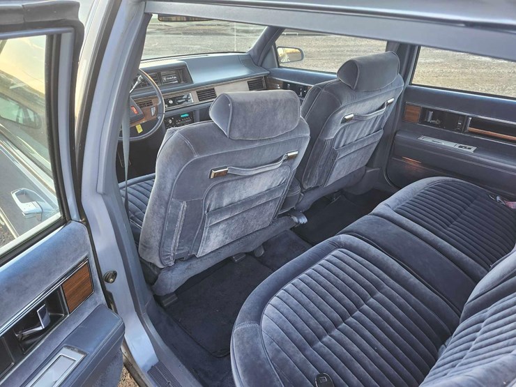 1985-oldsmobile-ninety-eight-regency-image-88