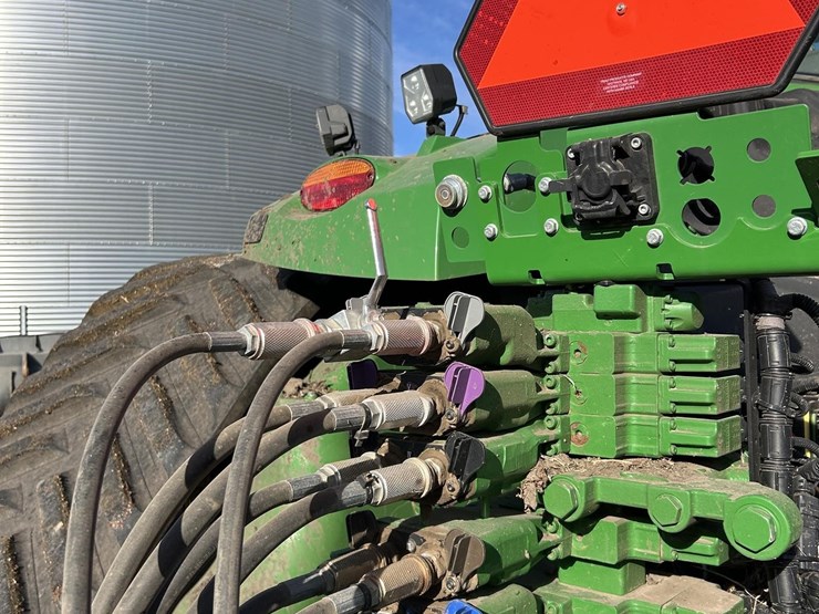 2023-john-deere-9rx-590-image-12