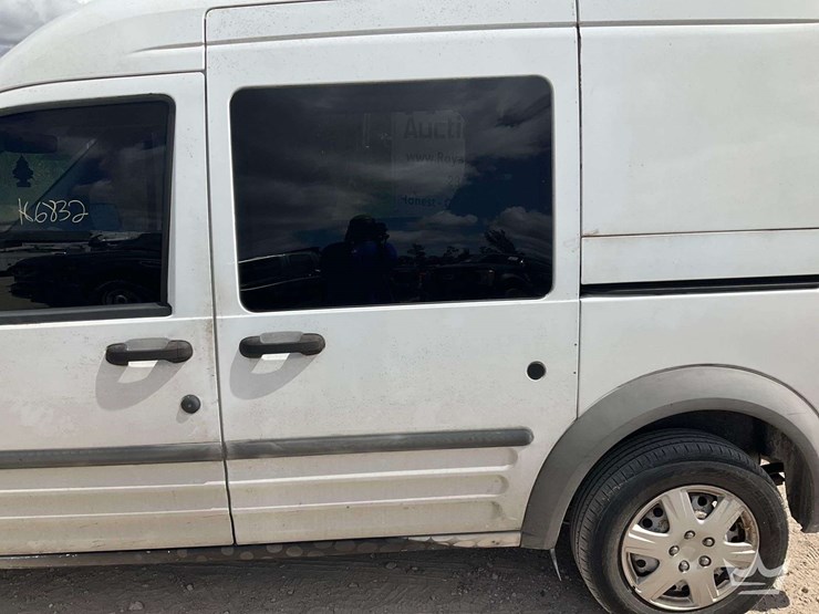 2012-ford-transit-connect-image-27