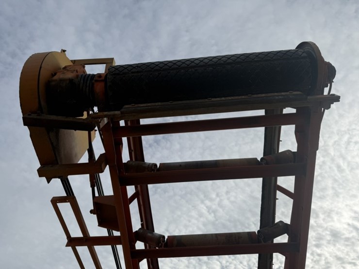 john-deere-8-image-49