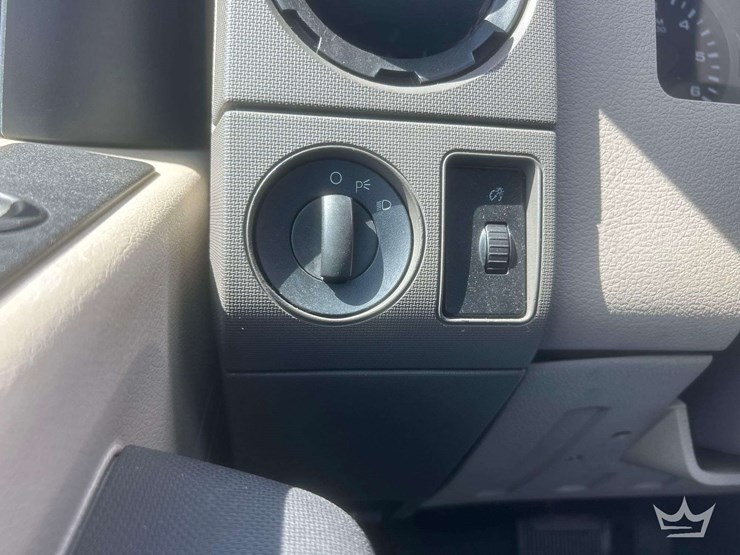 2009-ford-f250-image-14