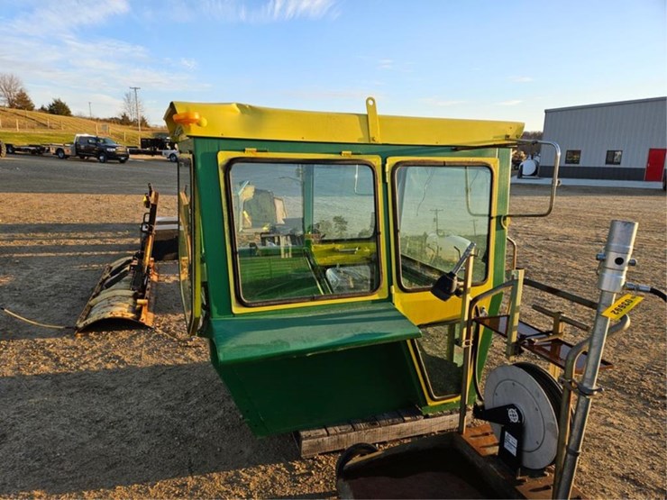 john-deere-4230-image-6