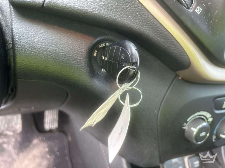 2014-jeep-cherokee-image-16