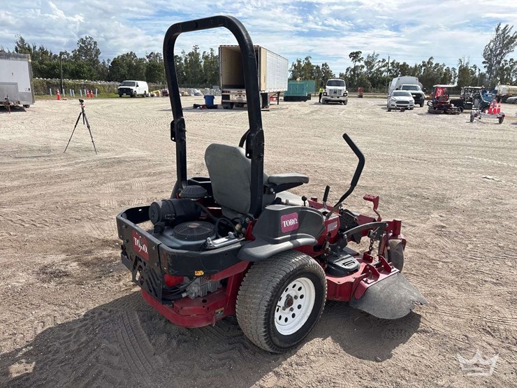 toro-zero-turn-lawn-mower-image-3