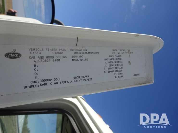 2004-mack-vision-dry-tender-truck-(pz14165,-unit-17539)-image-116