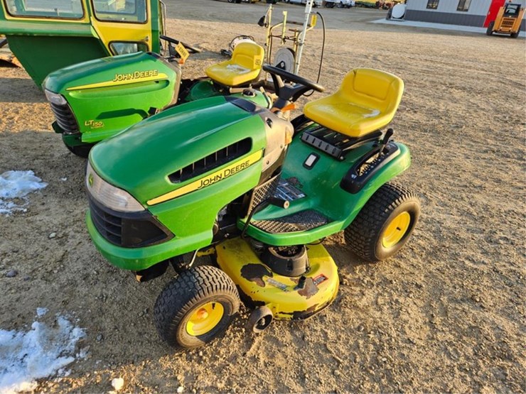 john-deere-la-image-1