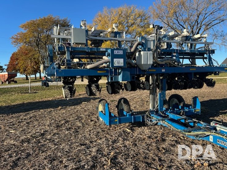 2010-almaco-seedpro-360-research-planter-(njp417)-image-3