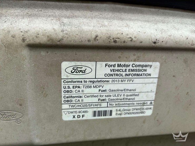 2013-ford-cargo-image-10