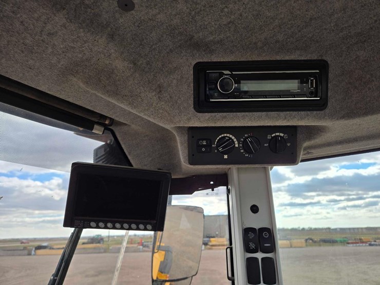 2022-volvo-l60h-image-28