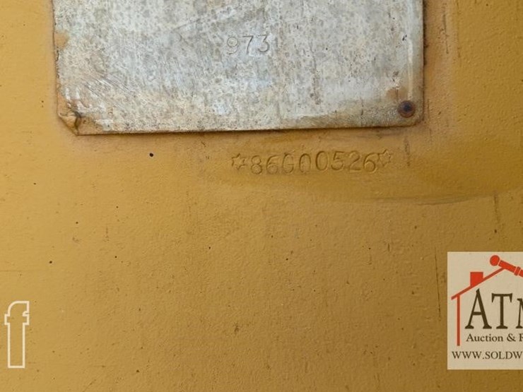 1988-caterpillar-973-image-15