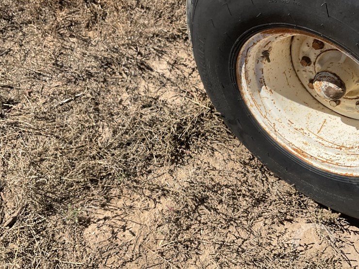 allis-chalmers-7020-image-19