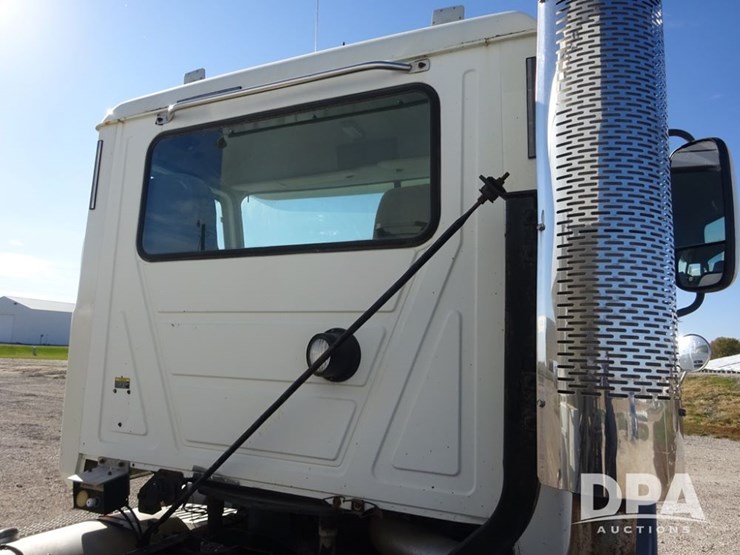 2004-mack-vision-dry-tender-truck-(pz14165,-unit-17539)-image-77