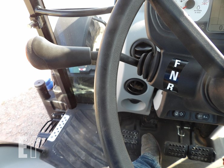 2020-new-holland-ts6.140-image-32