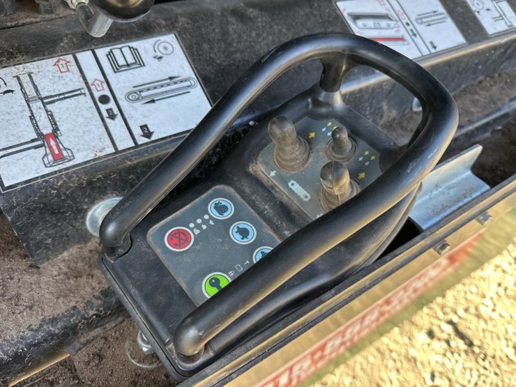 2021-mccloskey-r155-image-76