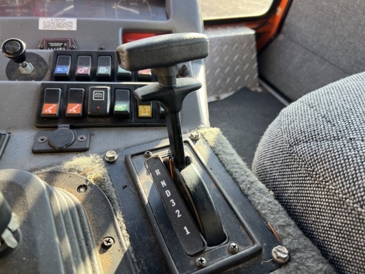 2000-tucker-terra-2000-sno-cat-image-27