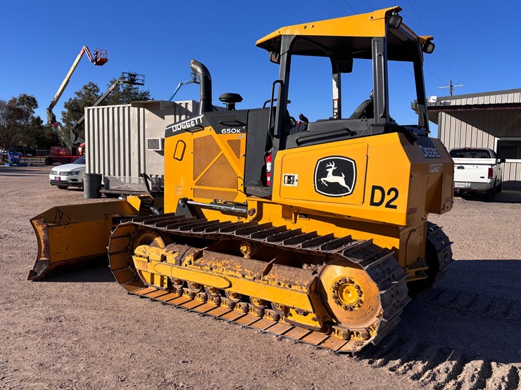 2022-deere-650k-image-6