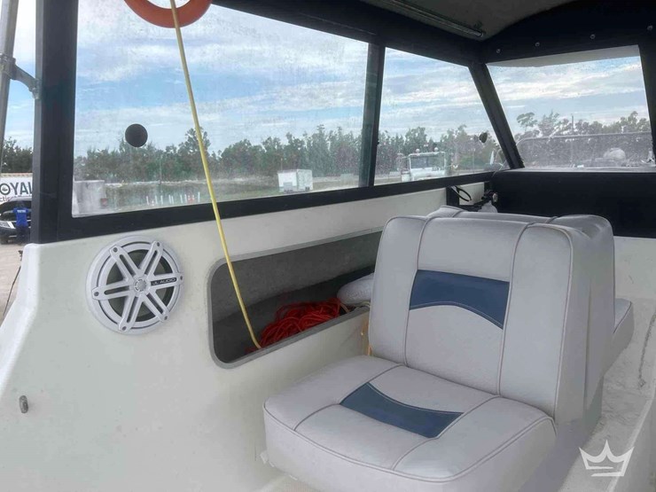 1992-byq-boat-and-trailer-image-33