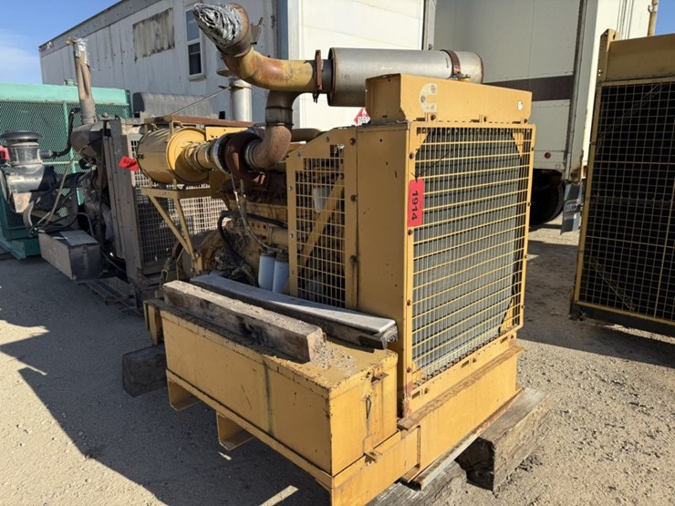 #1914-•-cummins-twin-disc-pto-generator-image-1