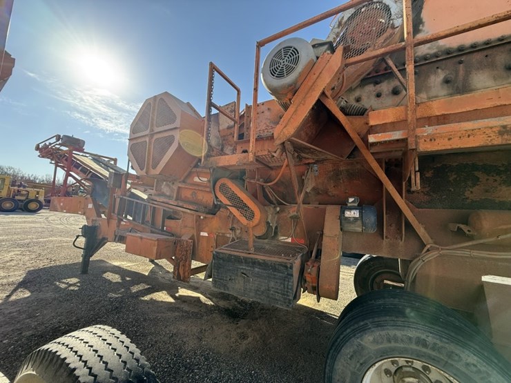 #1931-•-hewitt-robbins-intermediate-crusher-image-8